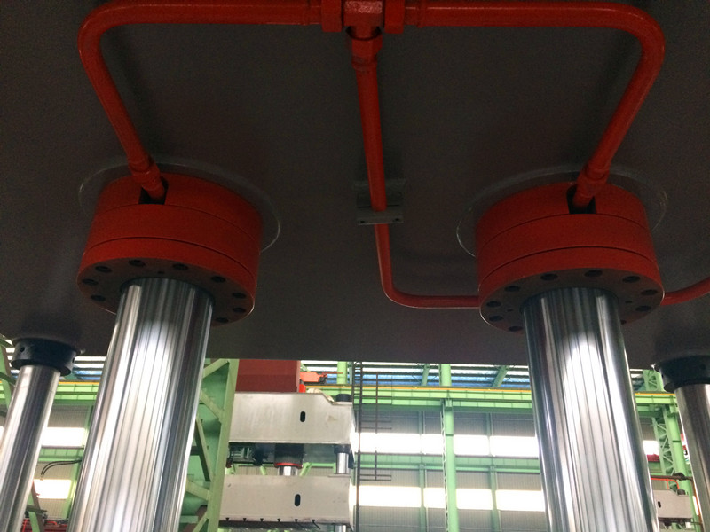 Xi lanh ấn thủy lực