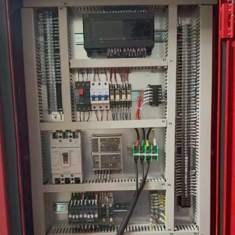 JH21 C frame 200ton Máy ép nguồn tự động với bộ nạp NC