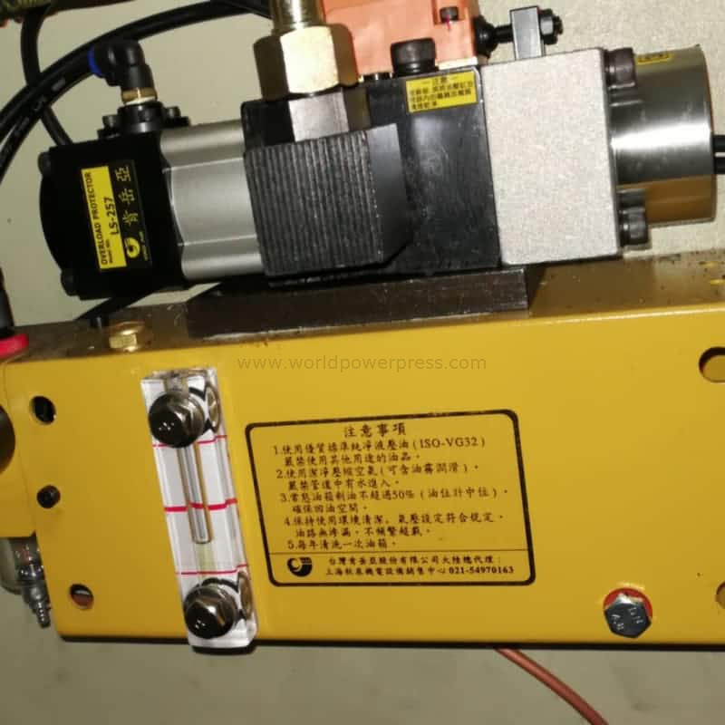 Bán báo chí cơ khí điều chỉnh 25 tấn đột quỵ